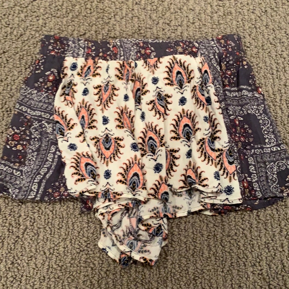 Flowy design shorts